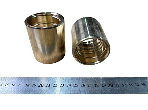 Втулка шкворня МАЗ нижняя высокая H-70 mm (MR)