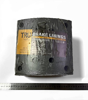 Накладка тормозная задняя+ заклепки (к-кт 8 шт) (сверленная) Ш-220 mm (MR)