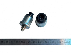 Датчик давления воздуха комб. 3- конт. (байонентый разъем) (М12х1,5) МАЗ-4370 (MR)