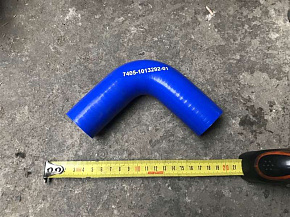 Патрубок угловой теплообменника 4-х слойный (L-200 mm D-31 mm) (СИЛИКОН) С/К