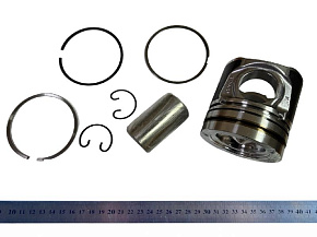 Поршень в сборе (поршень, кольца поршневые, палец поршневой, кольца стопорные) ЯМЗ-534,536 (MR)