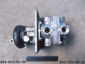 Кран тормозной главный 2-х секционный (БЕЛОМО)