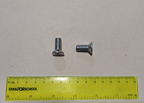 Винт обоймы фиксатора двери (МАЗ)