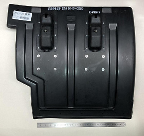 Брызговик нового образца (с вырезом) (МАЗ)