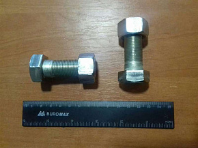 Болт крепления поворотного круга М18х1,5х50 в сб. с гайкой (MR)