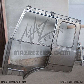 Боковина левая (кабина со спальником) (МАЗ)