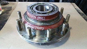 Ступица прицепа в сборе (подш,манж,болты) в сборе с ABS (МАЗ)