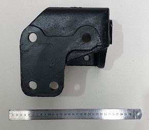 Кронштейн бруса противооткатного (правый) (МАЗ)