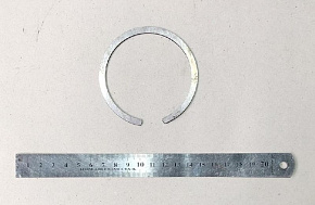 Кольцо стопорное полуоси (МАЗ)