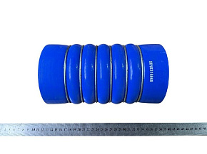 Патрубок интеркуллера (ЛЕВЫЙ) двигатель RENAULT (L-210 mm d-112*122 mm) 4-х слойный (СИЛИКОН)